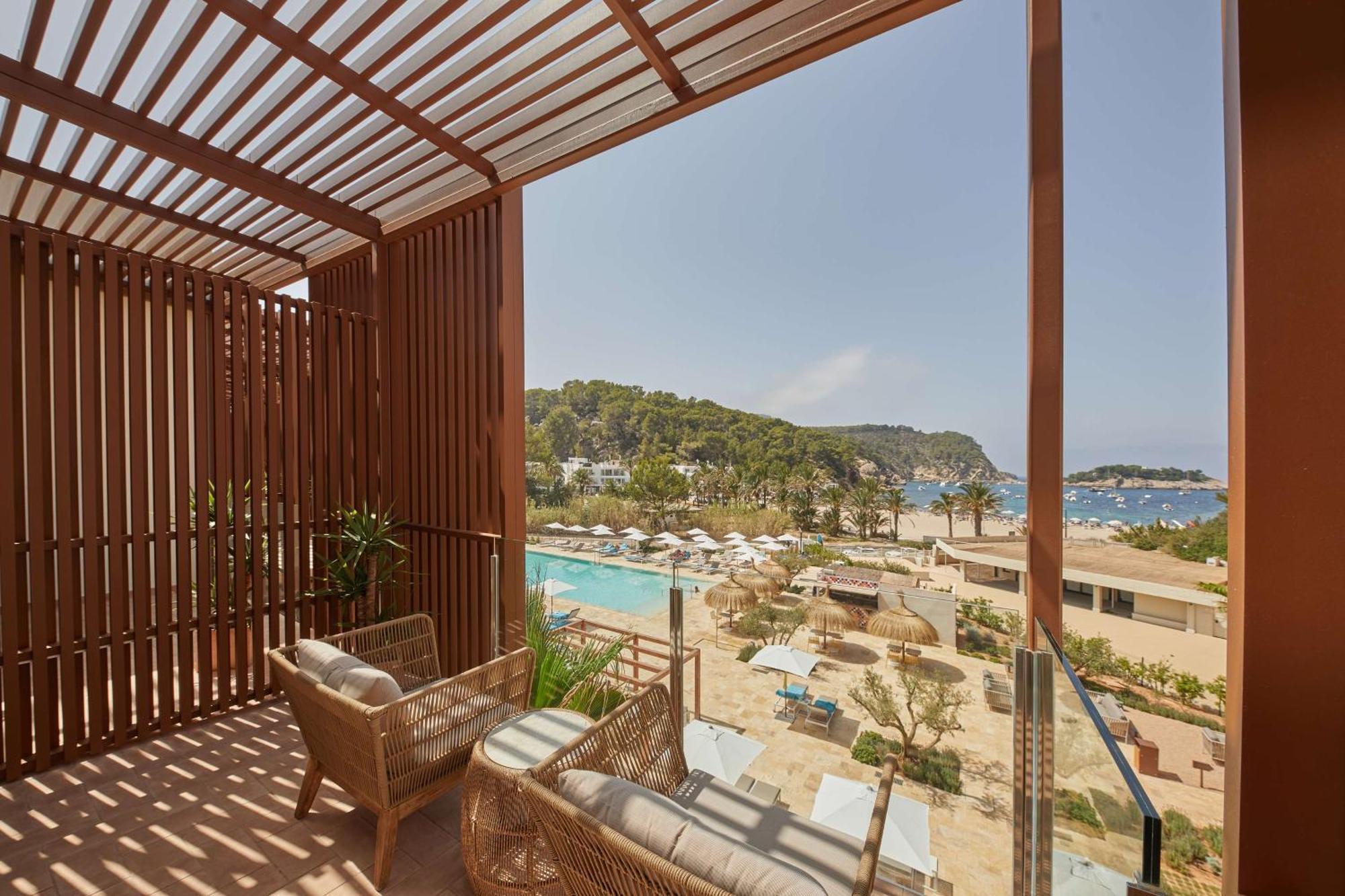 The Club Cala San Miguel Hotel Ibiza, Curio Collection By Hilton (Adults Only) Port de Sant Miguel Exterior foto